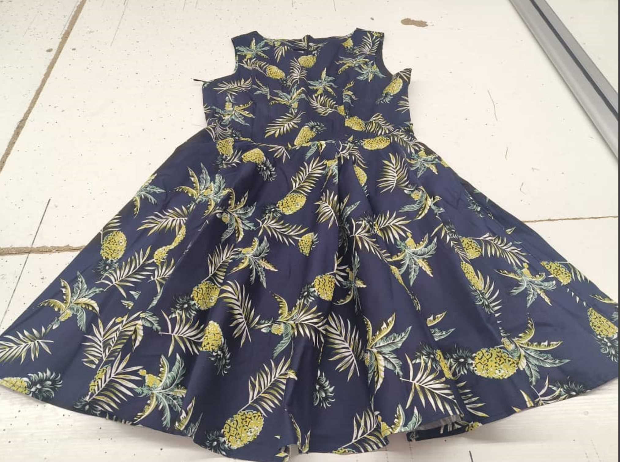 Rhiannon Lee Dress – Tropical Pineapple print